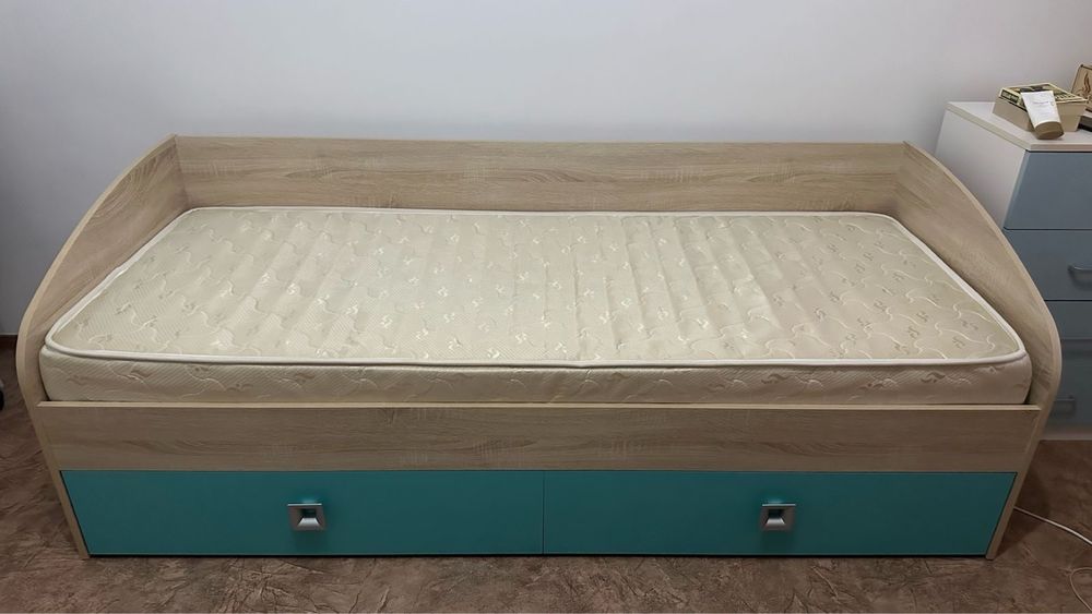 Продаю подростковый гарнитур