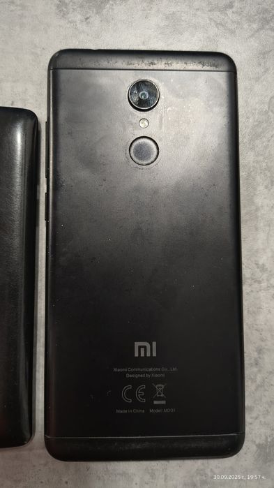 Лот Смартфони Работещи и за части.