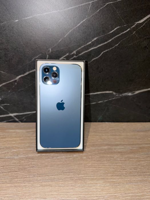 iPhone 12 Pro pacific blue 128GB + подарък 6 бр калъфа