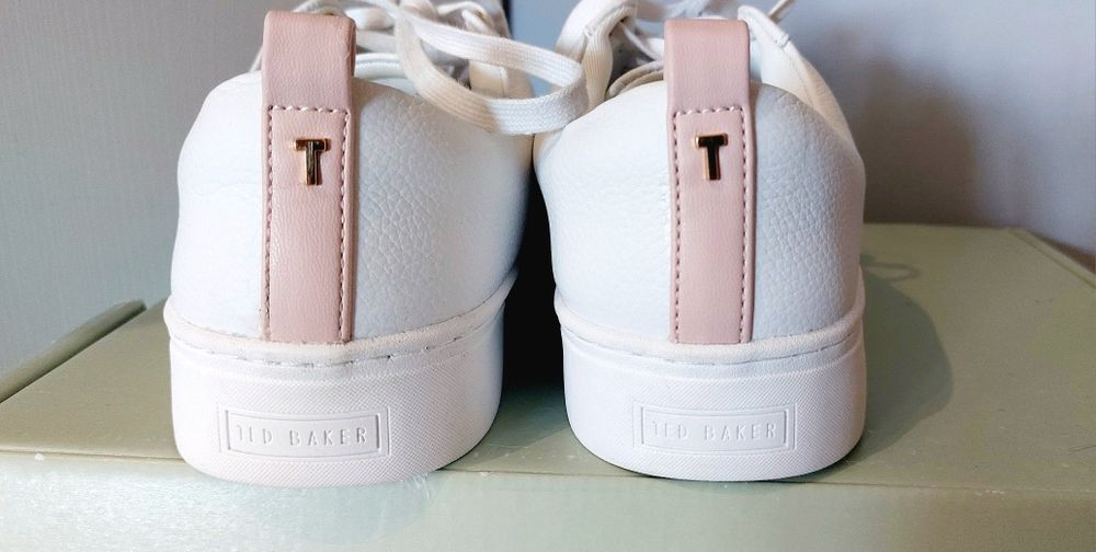 Нови маратонки Ted  Baker, 37 номер