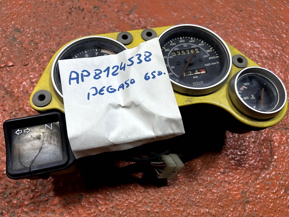 Ceasuri Bord Aprilia Pegaso 650 din dezmembrări moto