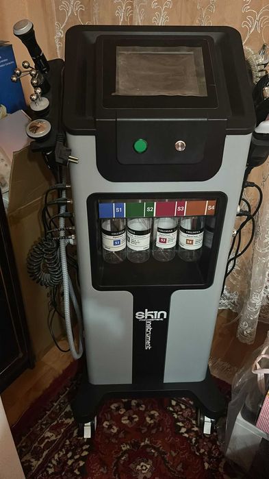 Aparat Facial Profesional 11 în 1