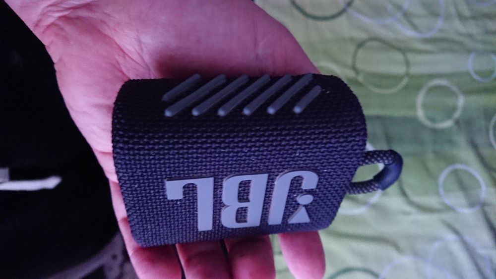 Boxa GBL  bluetooth  impecabila