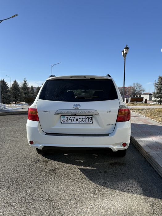 продам тойота хайландер или обмен