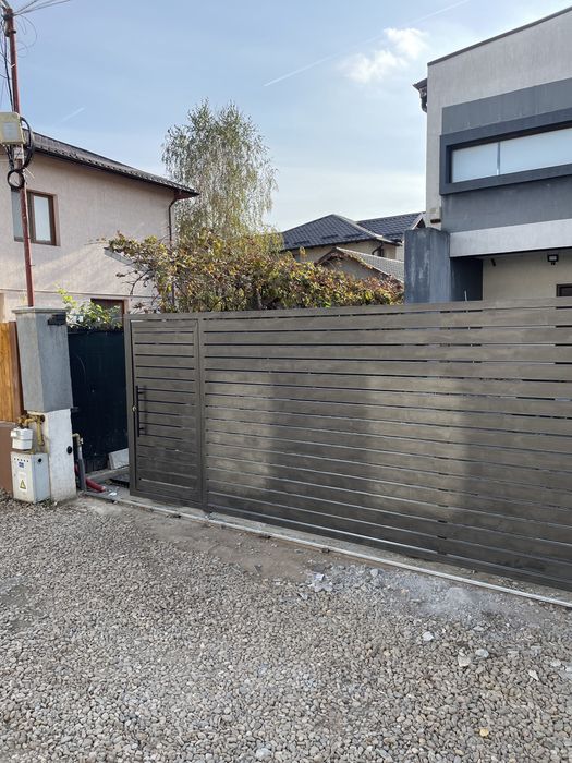 Montanti de inox pentru balustrade , teava neagra si inox etc.