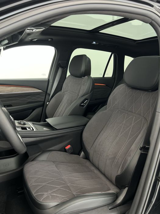 Продаётся Новая Geely Monjaro Flagship