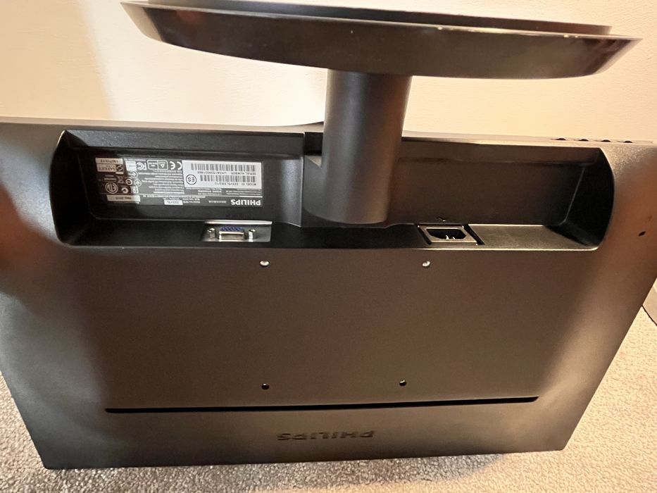 Монитор Philips 223V5L, 21.5" (54.61 cm)