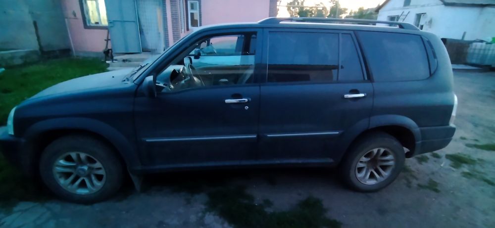 Suzuki XL-7 сузуки