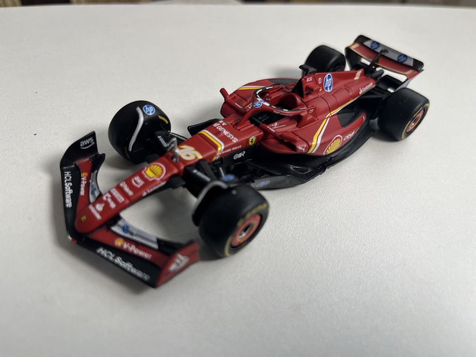 Продам 1:43 Болид Формула 1