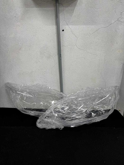 Стекла на фары Камри 40, 45, 50. 55.