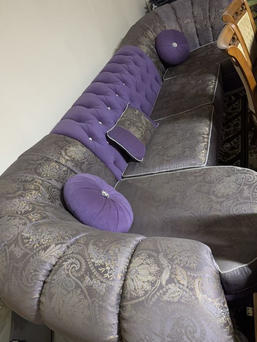 Поодам диван в хорошем состоянии