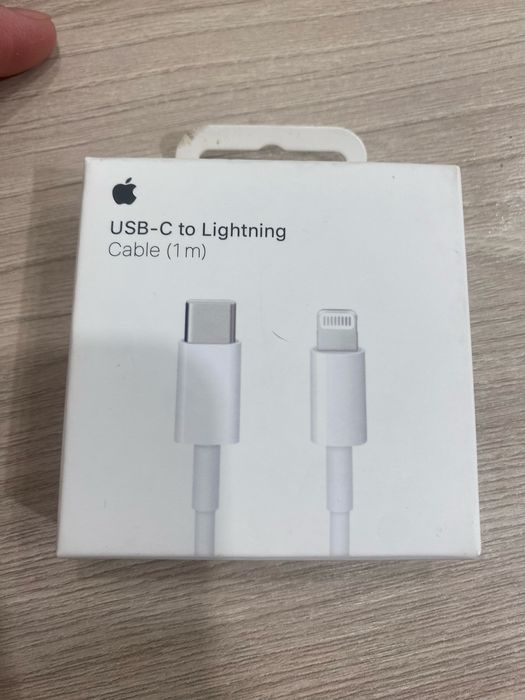 Кабель Apple USB-C to Lightning, 1m