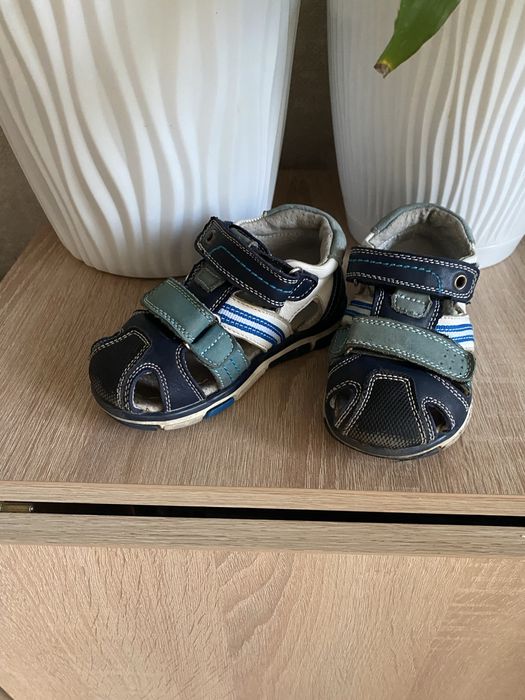 Сандали 24 рр мальчиковые
