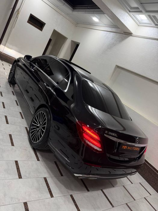 Mercedes benz E 300 Long