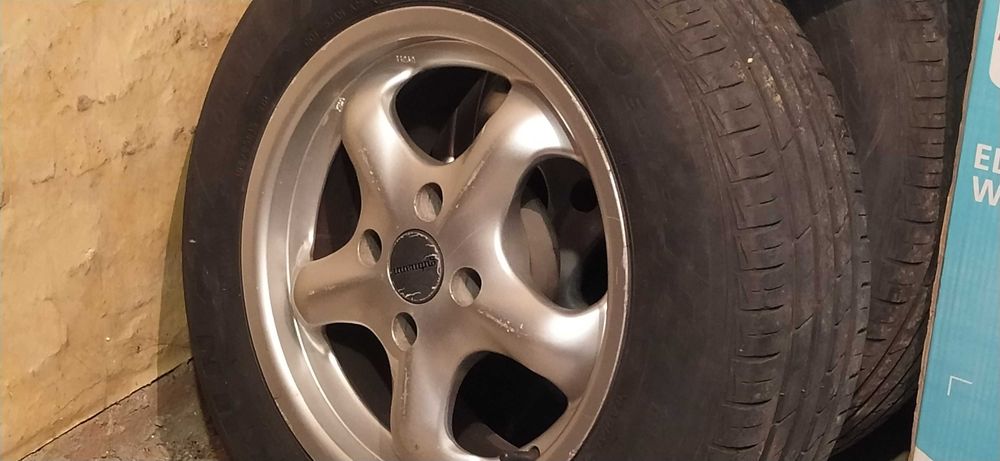 Летни гуми с джанти 195/65/15