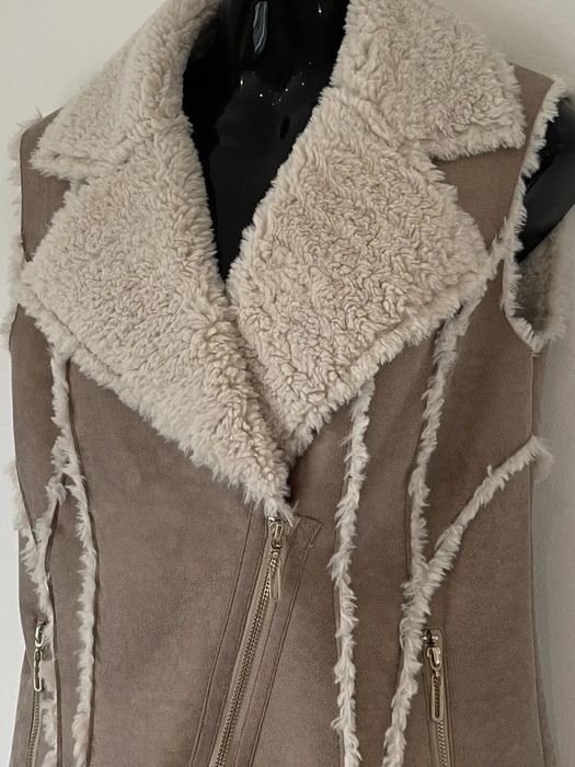 Елек Bety Barclay