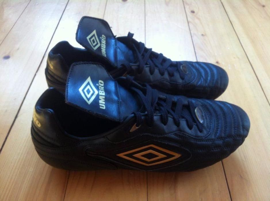 Футболни обувки Umbro