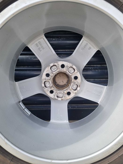 Оригинални Ауди джанти 17 5х112  с зимни гуми  225 55 17