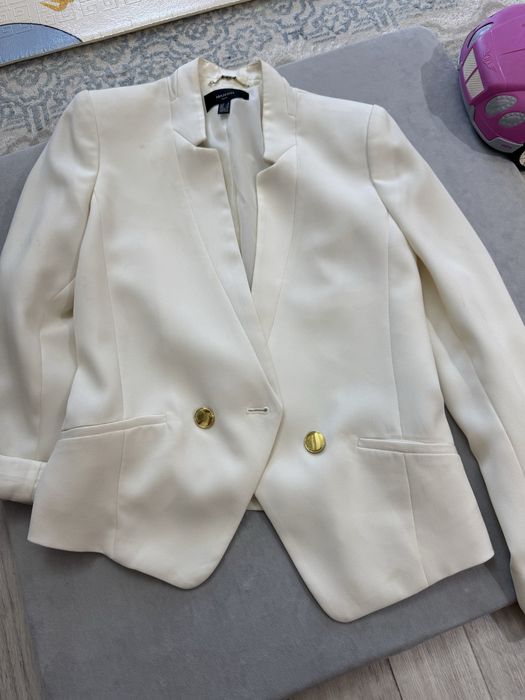 Отдам бесплатно пиджак