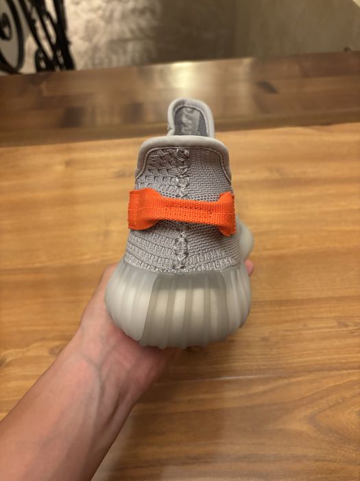 Yeezy 350 Tail Light