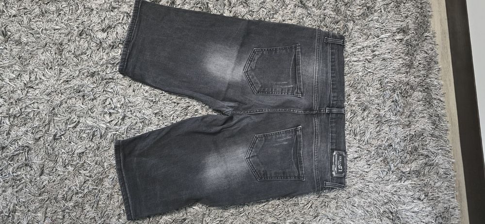 Blugi bărbat marime 36