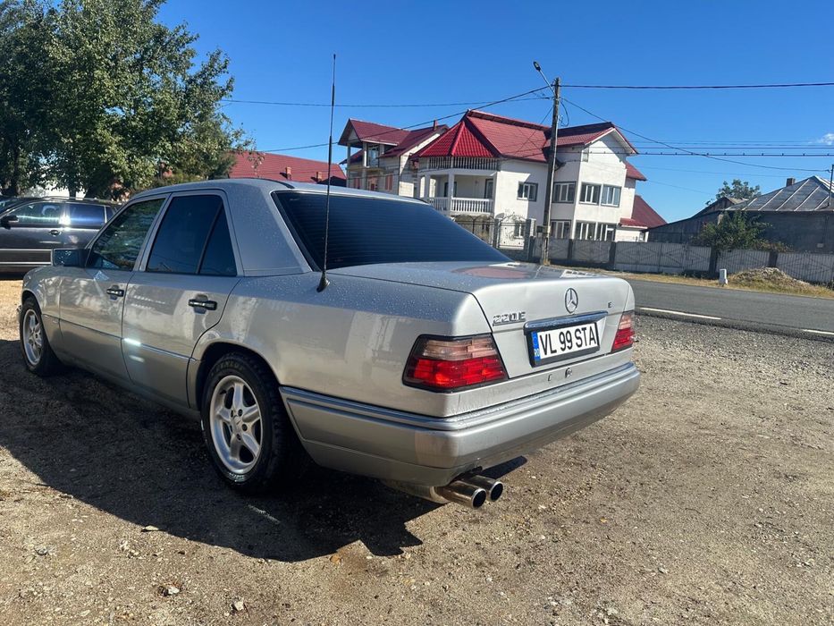 MERCEDES-BENZ E-Class 1994 — imagine 2