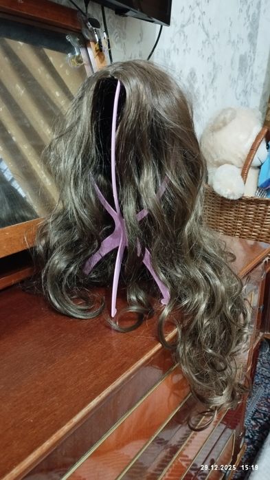 Парик длинный русый