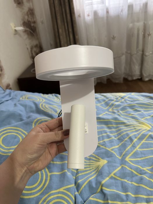 Бра поворотный настенный