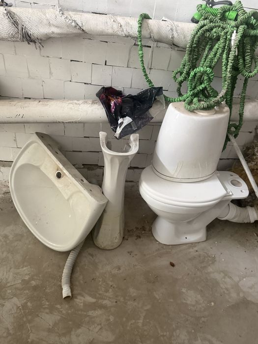 Унмтаз и раковина