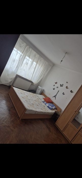 Inchiriez apartament 3 camere