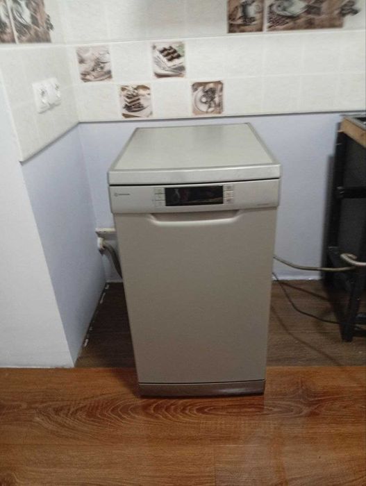 Посудомоечная машина Hofmann, б/у в отличном рабочем состоянии 350у.е