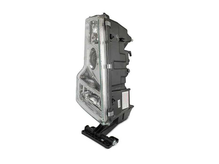 Фарове Фар за Волво ФХ2 - ФМ2 / VOLVO FH II / FM II 2003- 2008