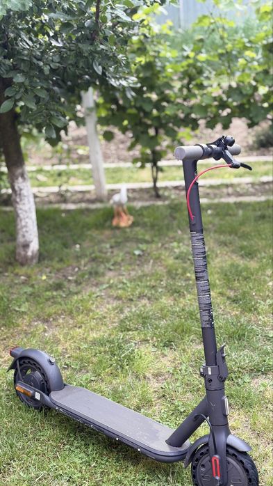 Trotineta electrica Xiaomi cu cauciuri pline- Stare foarte buna , Predare in ploiesti