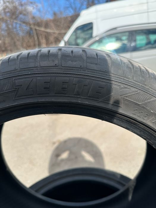 Летни гуми 225/45/R18