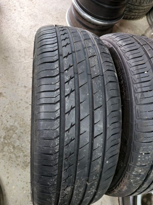 Продам 2 летних баллона 215/55/18