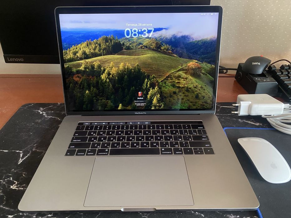 MacBook Pro 15 2016 late i7 16 ГБ 512 ГБ Radeon Pro 455 Touch Bar
