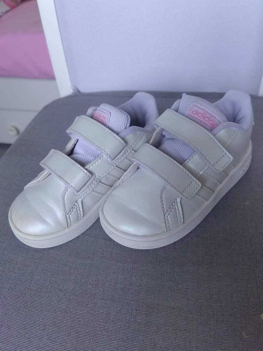 Кецове за момиче ADIDAS 24 номер