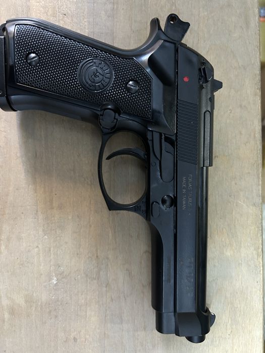 Pistol airsfot m9 gbb gaz taurus