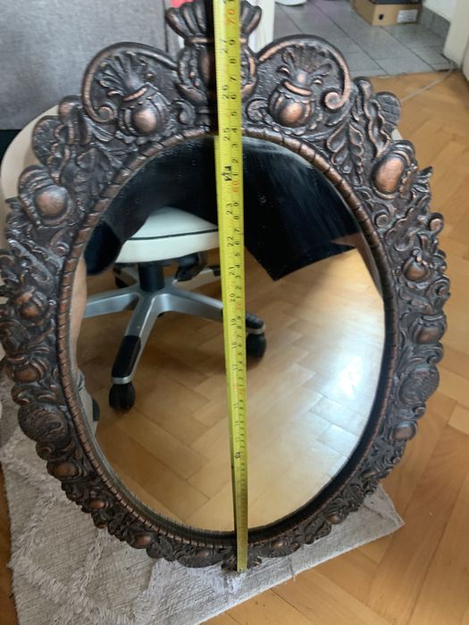 Старо медно масивно огледало