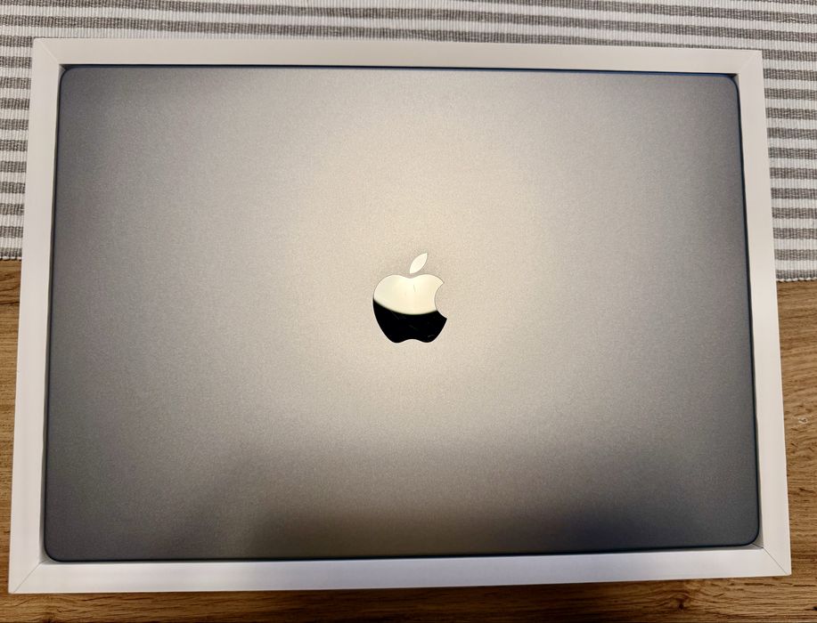 Apple MacBook Pro M1 - 2021 - 32BG RAM - 1TB SSD