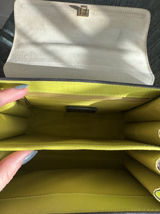 Furla Mughetto чанта