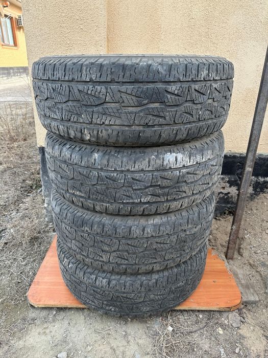 Продается Шины летние
