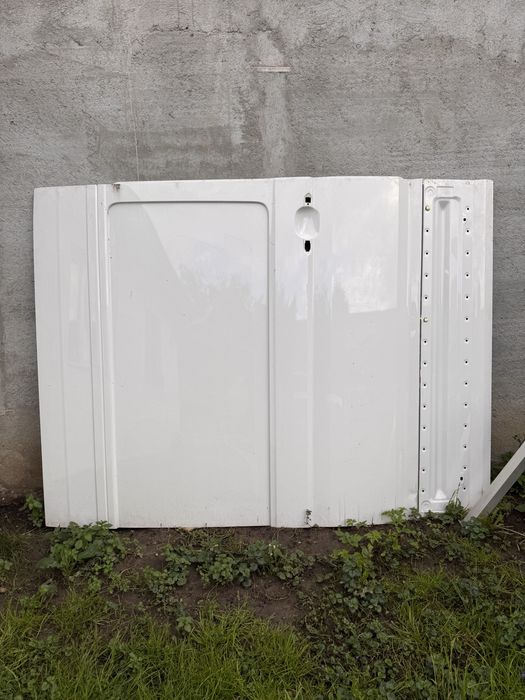 Usa laterala Crafter