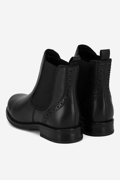 Дамски боти Lasocki  № 40– ЧЕРНИ, ниски, тип „Челси“