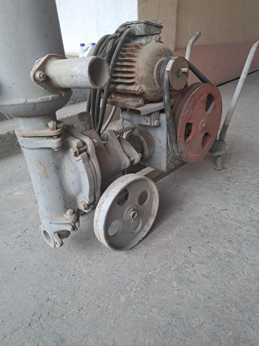 Насос строительный