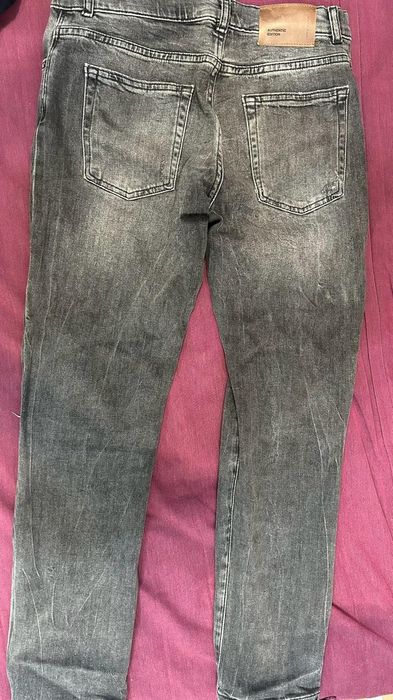 Серые джинсы ZARA straight fit