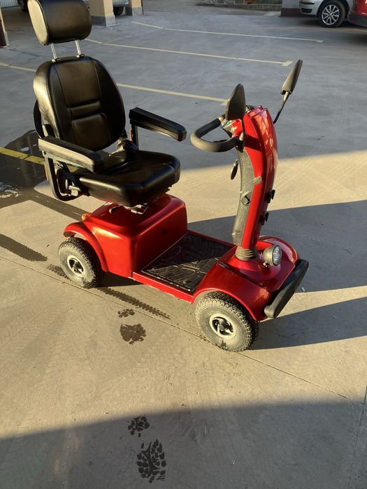 Инвалиден скутер