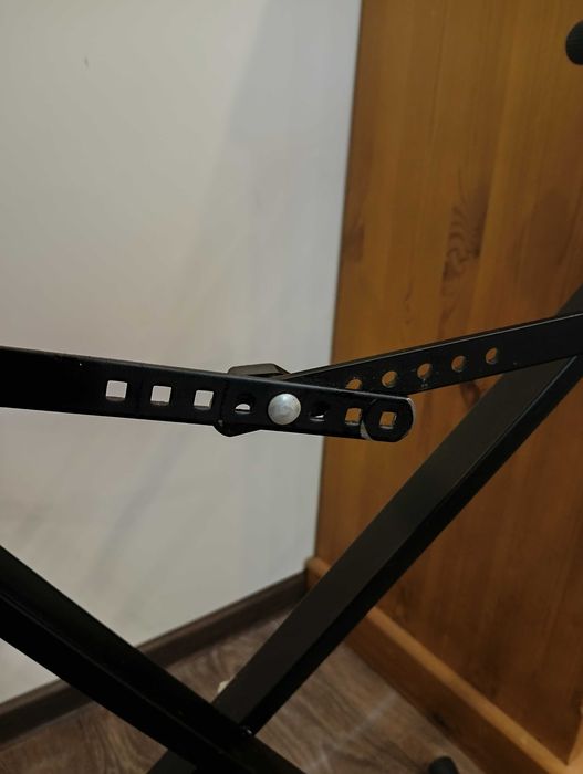 Стойка за синтезатор / йоника