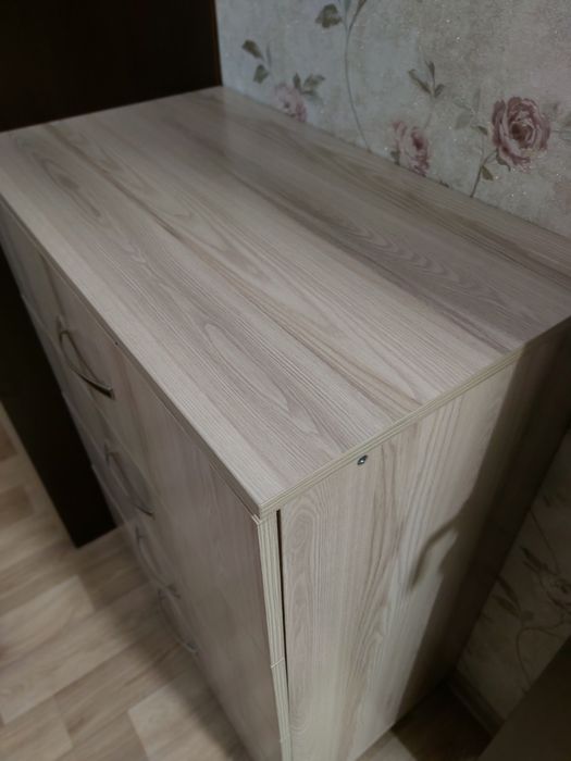 Продам комод 4 ящика