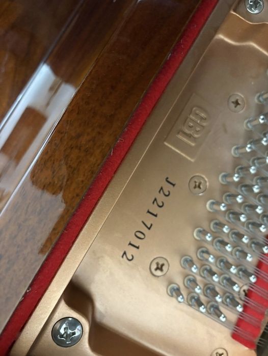 Продам рояль фирма Yamaha.